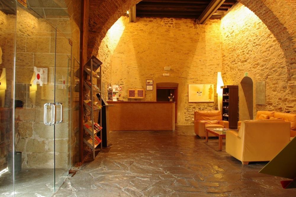 Hospedería Puente De Alconétar Hotel 4*