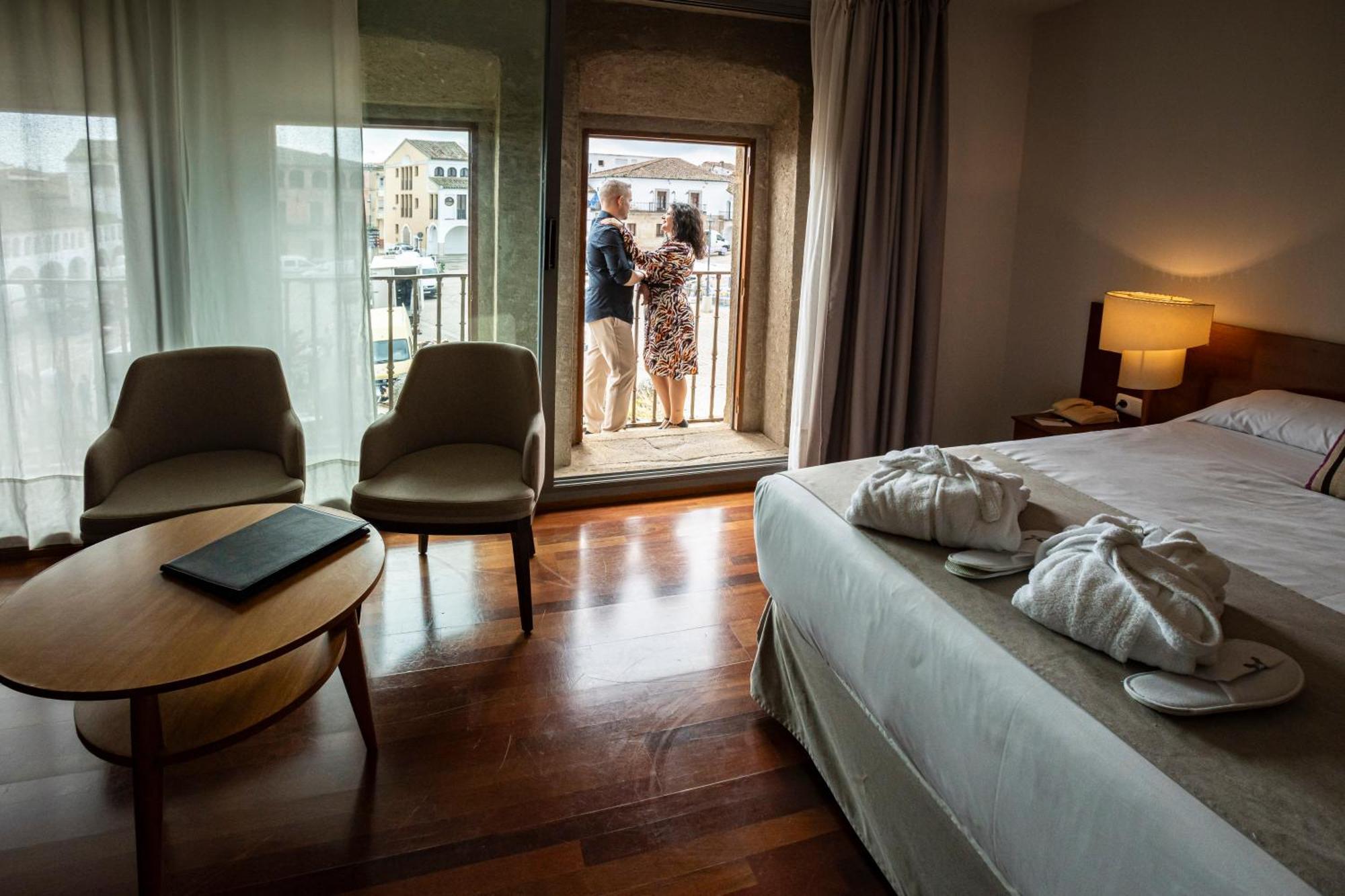 Hospedería Puente De Alconétar Hotel 4*