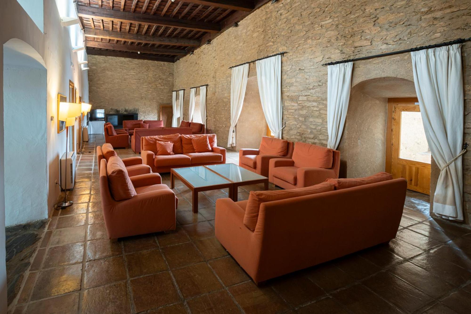 Hotel Hospedería Puente De Alconétar